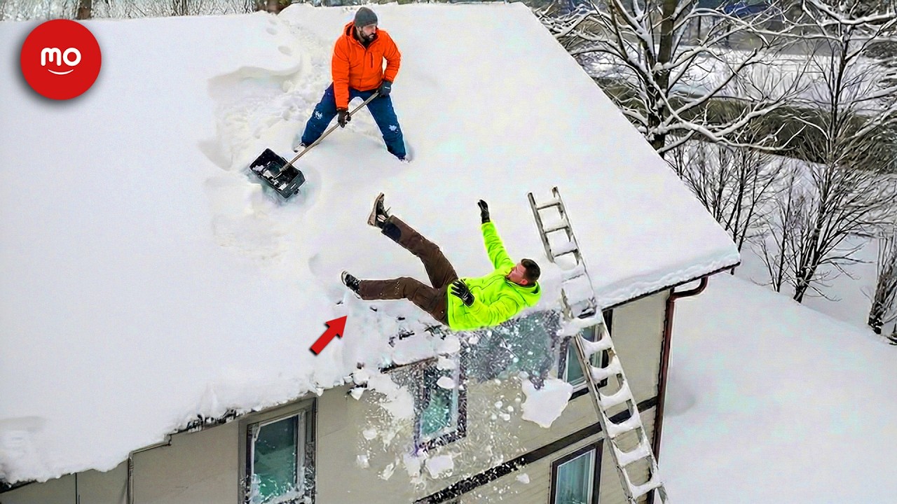 Idiot Snow Removal: Massive Roof Avalanche | Extreme Dangerous Plow Truck Fails #12