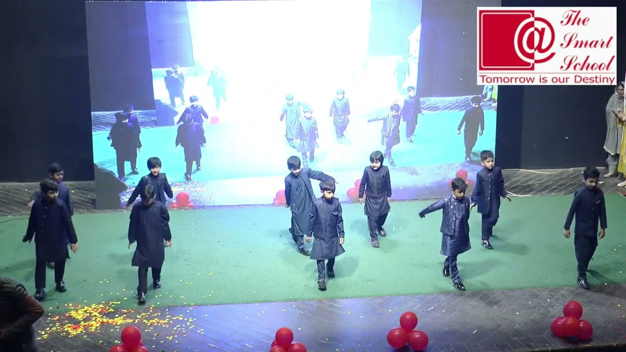 Zameen ko dekha falak ko dekha Annual performance  (2025) in The Smart School G,M Abad Fsd