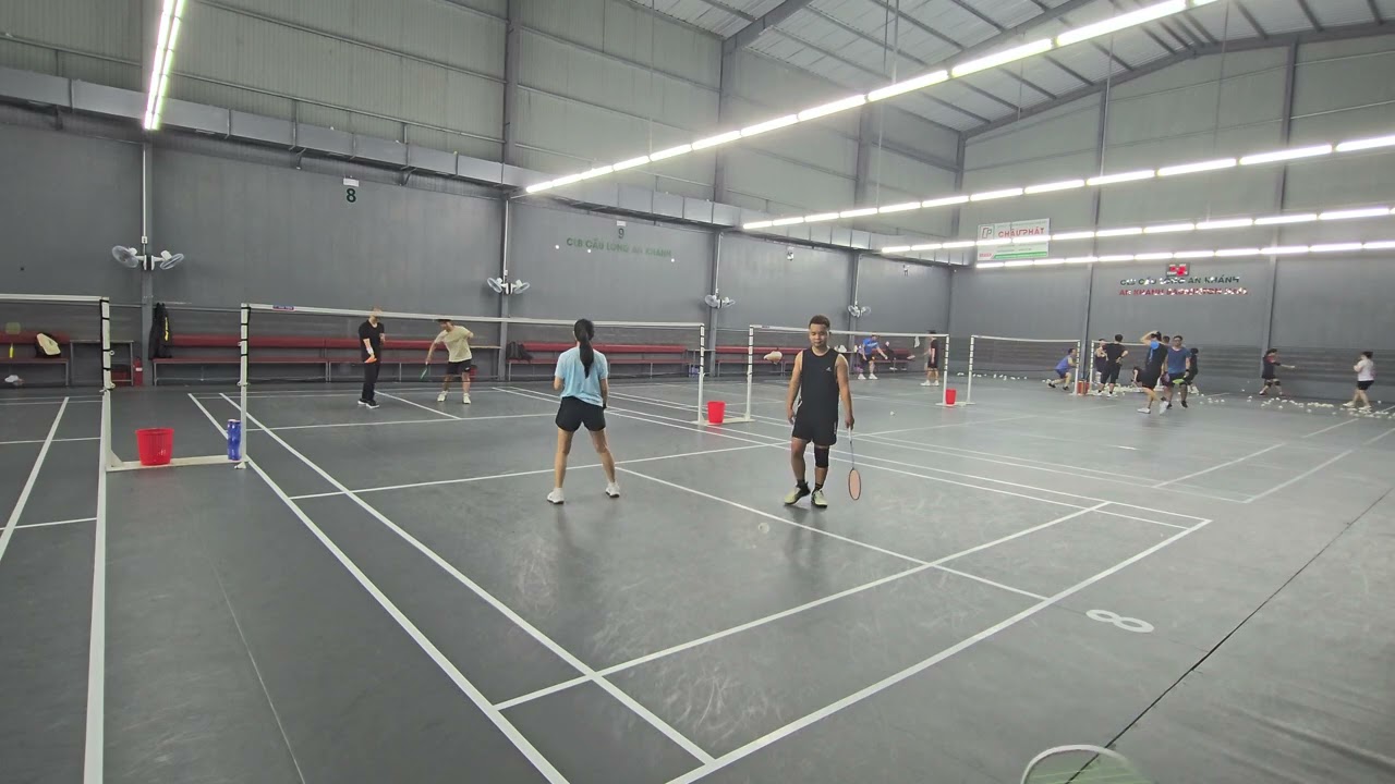 SÂN CẦU LÔNG AN KHÁNH Trận Thọ/Trang VS Thành/Vũ