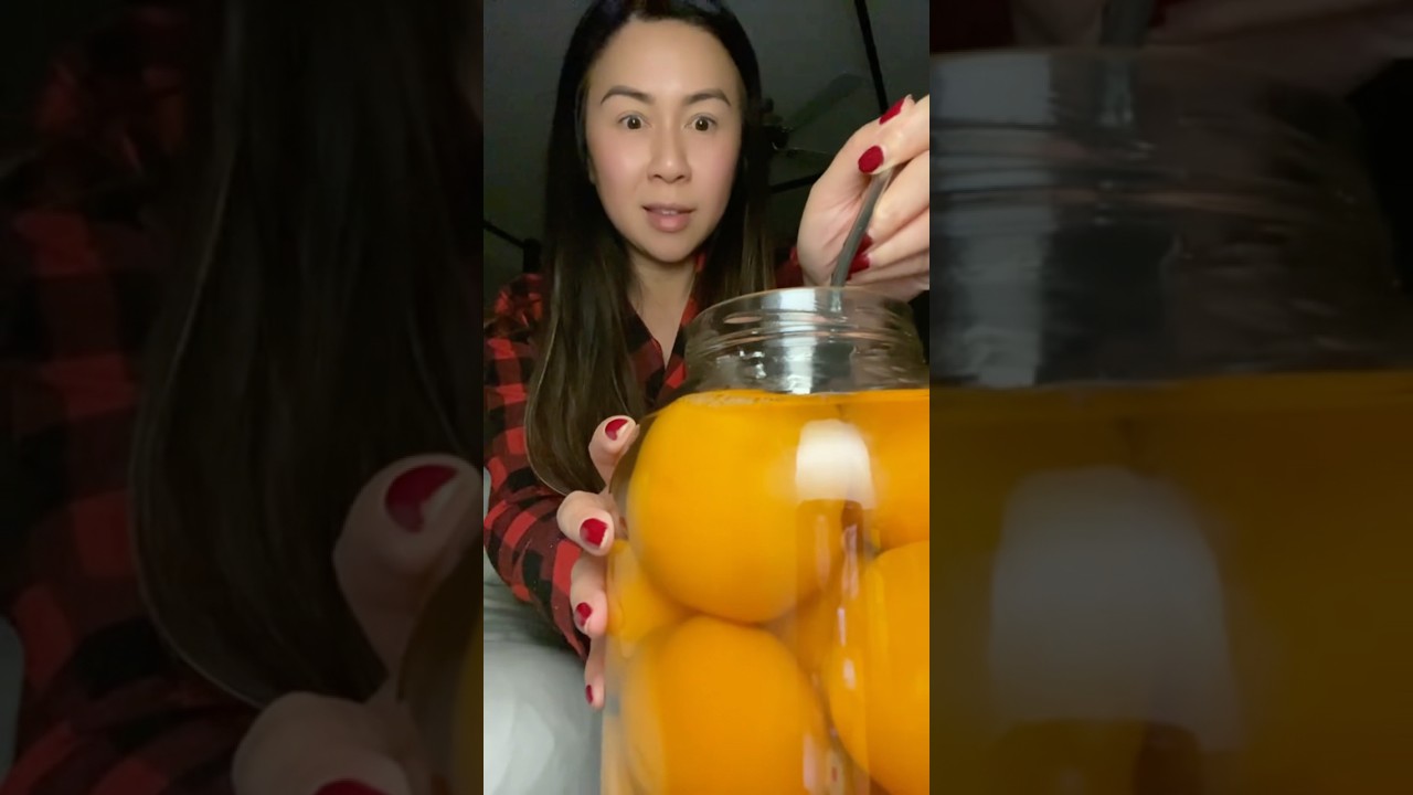 Eating a Giant Jar of Peaches in Bed | MyHealthyDish