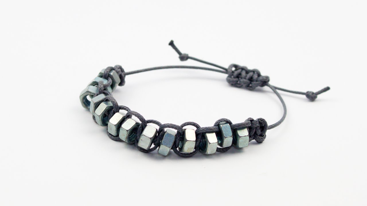 Pulsera de tuercas estilo Shamballa