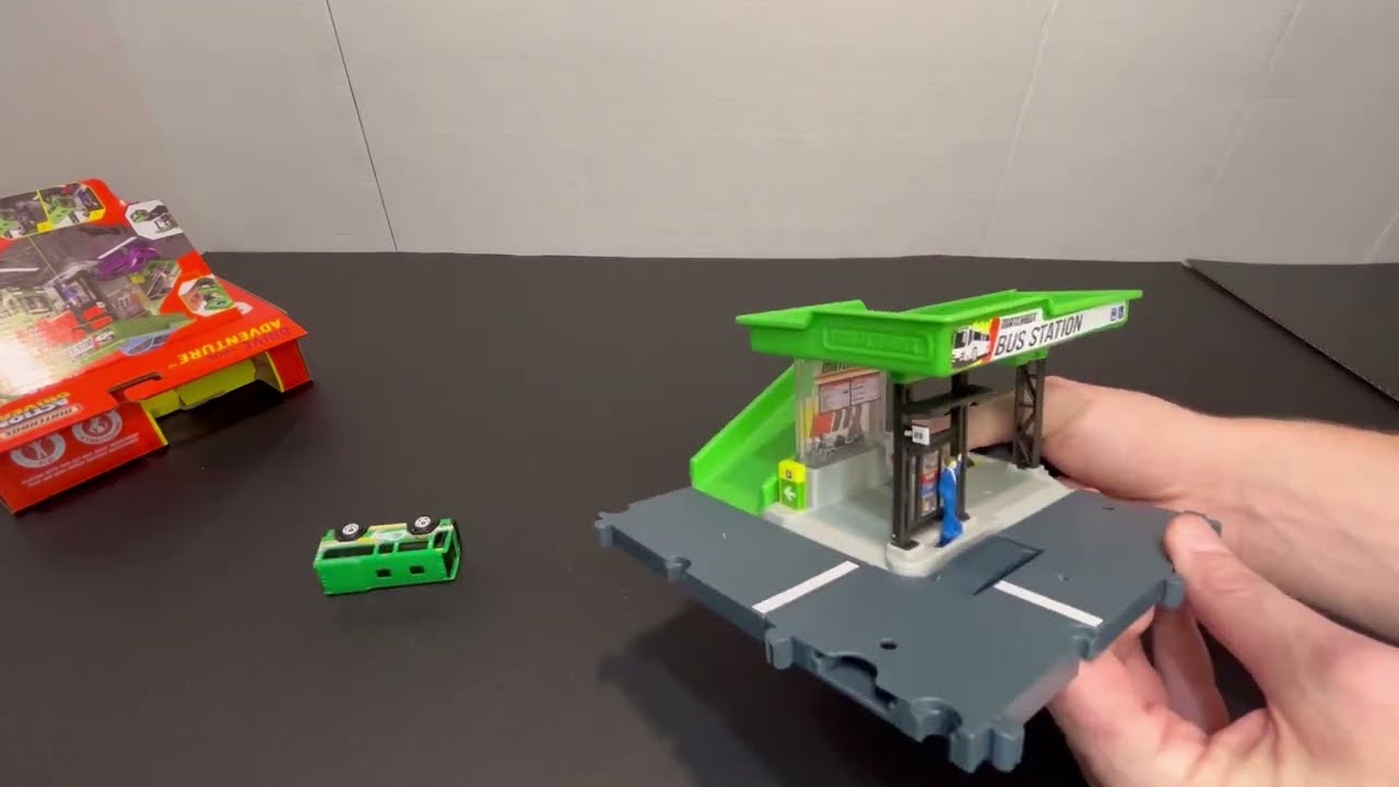Matchbox Action Drivers Bus Station Unboxing and Build