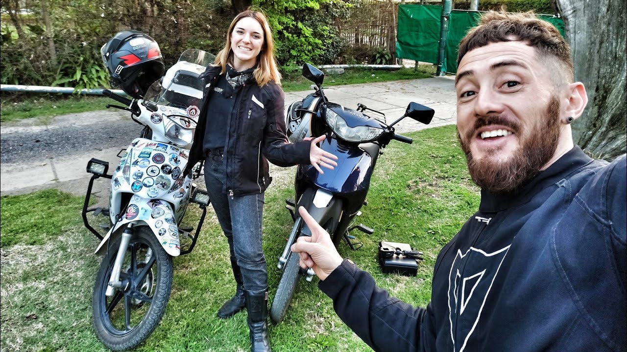 ELLA VIAJA SOLA en su BAJA CILINDRADA y Me ENSEÑA como se HACE @PanditaOnRoad ▶️Ep#7