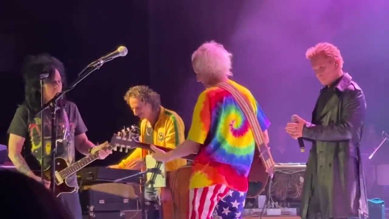 Robby Krieger ft. Billy Idol “Light My Fire” live - October 30, 2025, Los Angeles