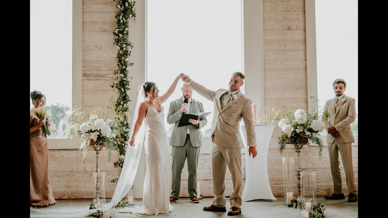 DeStanie & Armand | Wolf Hill