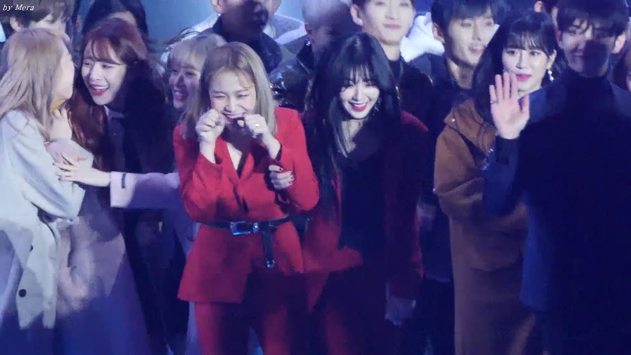 180210 레드벨벳 (Red Velvet) 전출연진 엔딩 (Ending) 강추위에 떠는 아이린,예리 폭죽소리에깜놀 직캠 Fancam (K-POP 월드페스타) by Mera