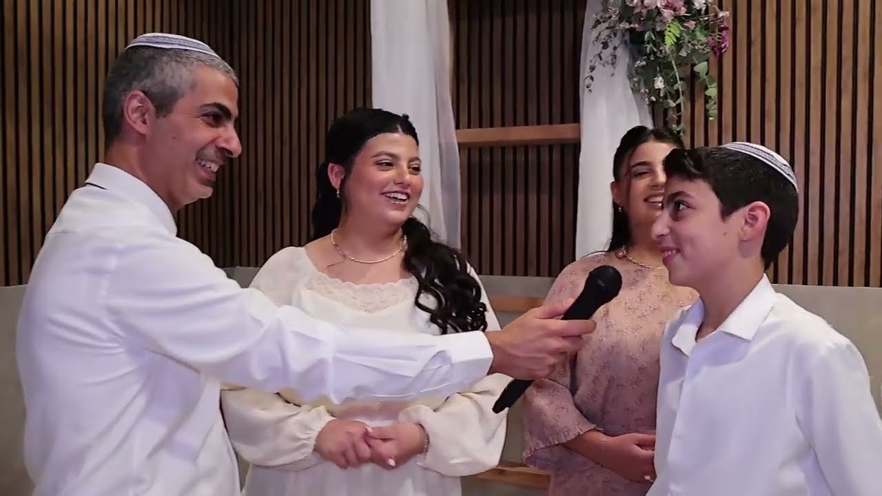 אביגיל ברכות בת מצווה .  אלה וקובי הפקות