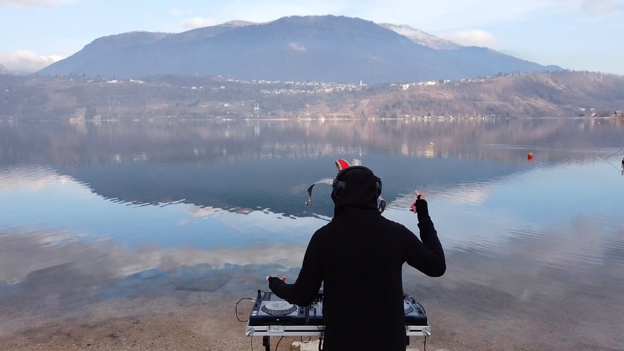 So Christmas - Fire Saga at Lake Caldonazzo, Italy