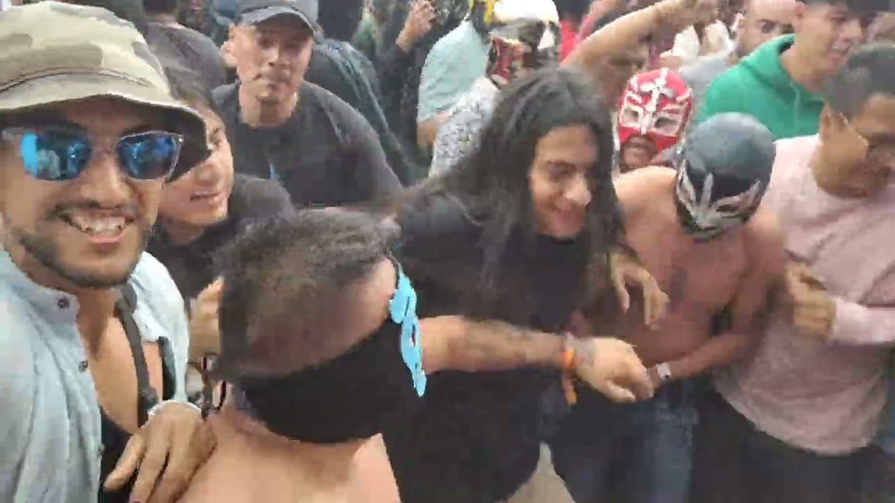 Lost Acapulco, con Aczino y Silverio en Vive Latino 2023.