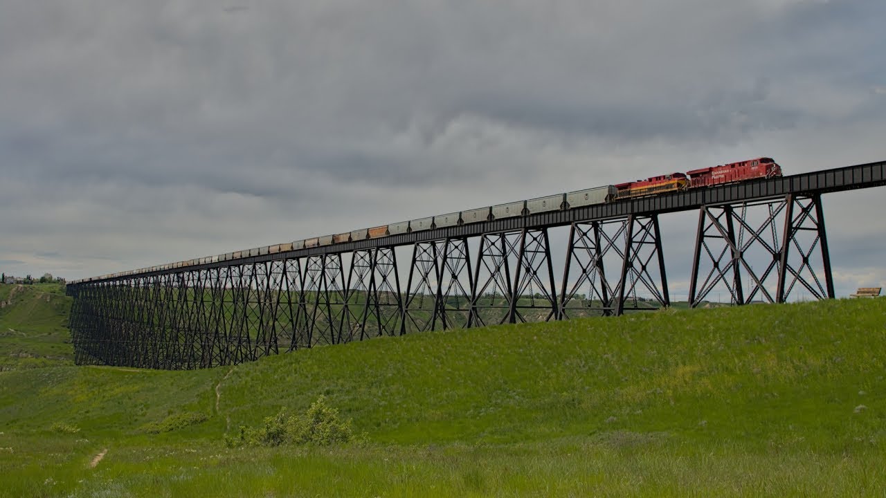 Massive Trestles and Heavy Trains! Lethbridge Railfanning