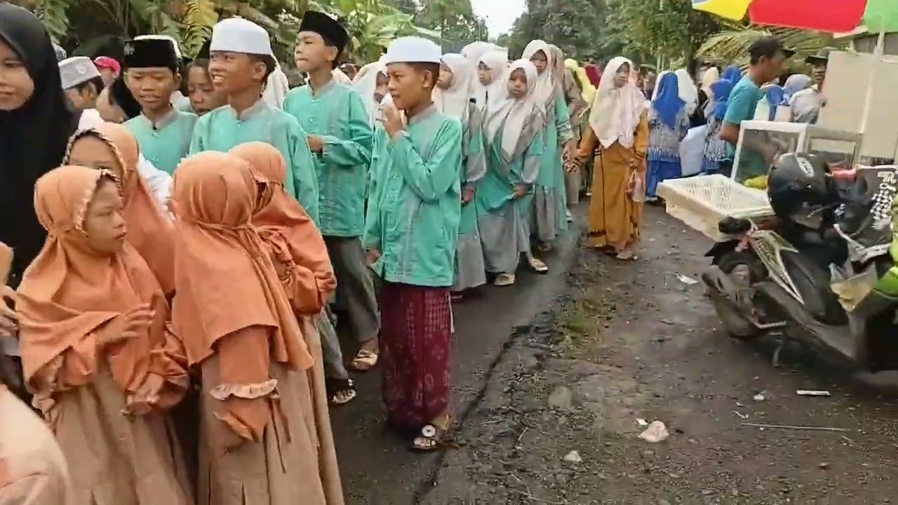 Acara wisuda santri TPQ sekecamatan nguling.@hiyatulkity3646 
