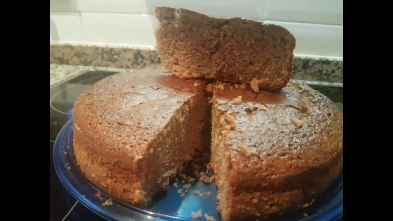 Bizcocho de masa madre y cacao.