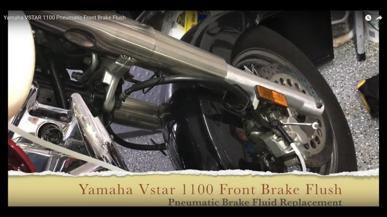 Yamaha VSTAR 1100 Maintenance - Front Brake Fluid Bleeding / Flush - Pneumatic method
