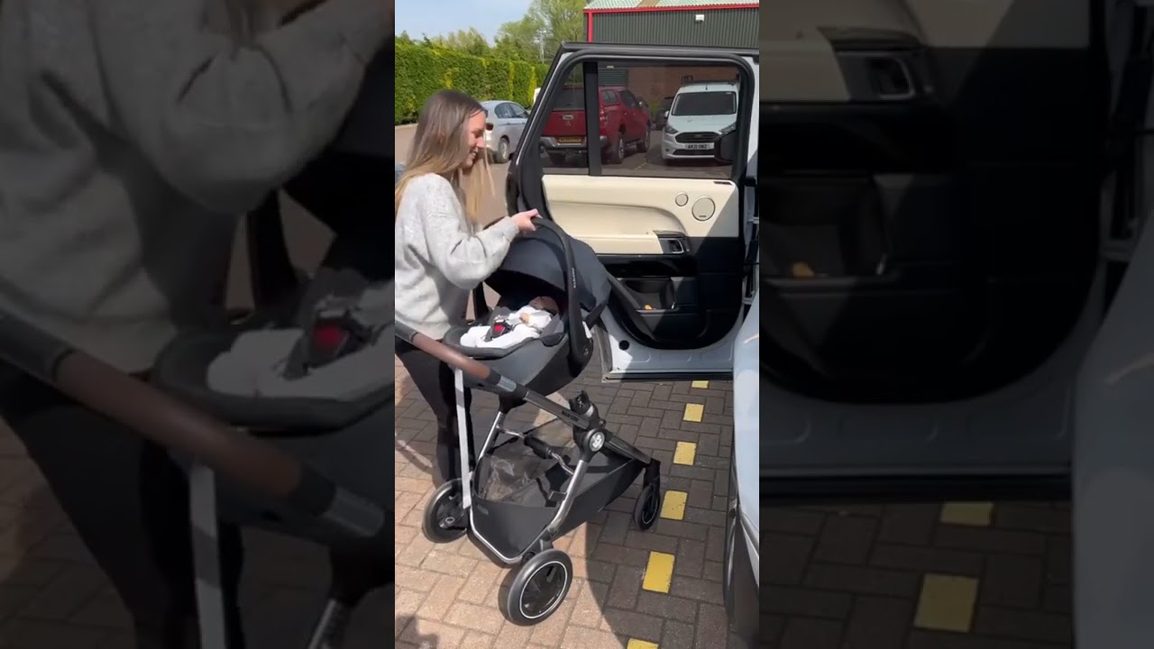 Spin and slide your infant carrier with the Maxi-Cosi Pebble 360 Pro and Base! 💫⏬️