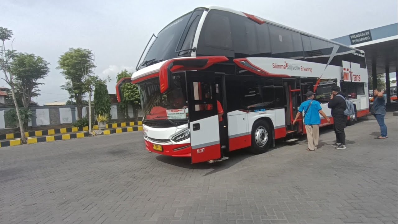 Armada mewah Mtrans masuk Gayatri || New avante D2 || Luxury bus