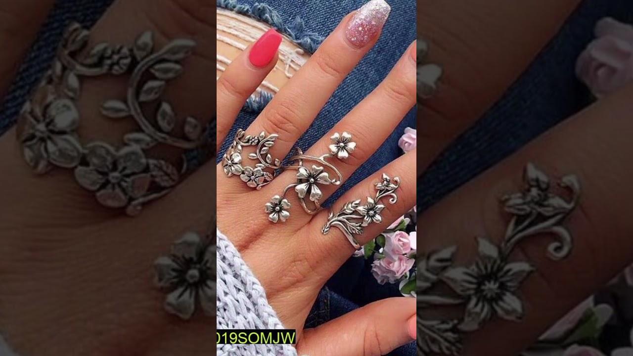Hashtags:#Jewelry #NailPolish #Lipstick #MakeupLover #BeautyShorts #FashionStyle #MakeupAddict