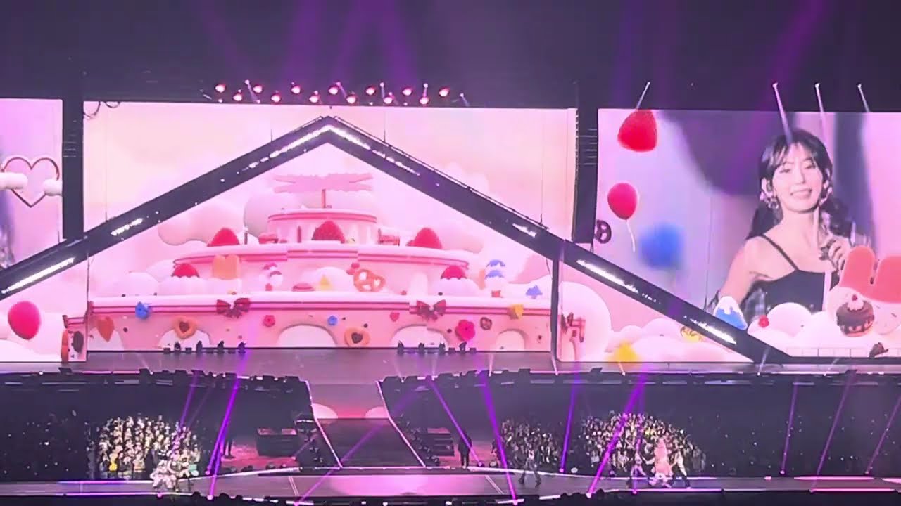 'Kawaii' LE SSERAFIM EASY CRAZY HOT ENCORE TOKYO DOME DAY1 