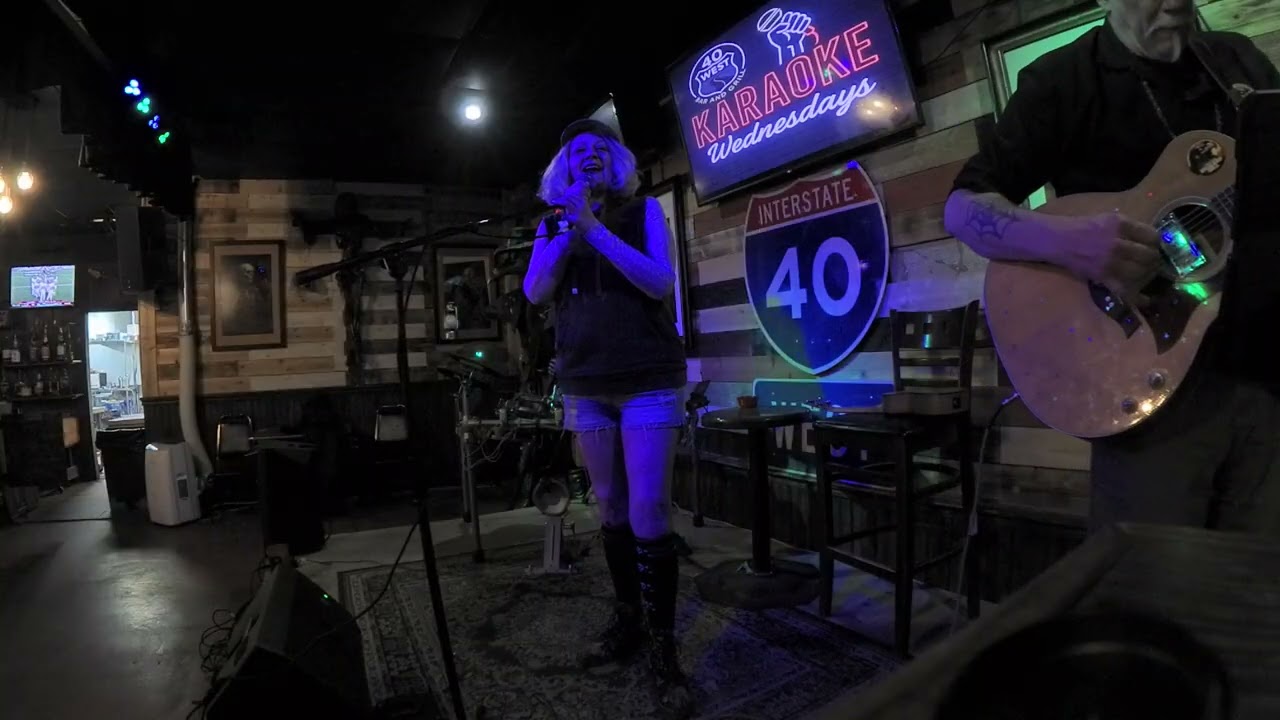 Amanda- 20260118- 40 West Bar & Grill-Open Mic & Jam-3pm Sundays.