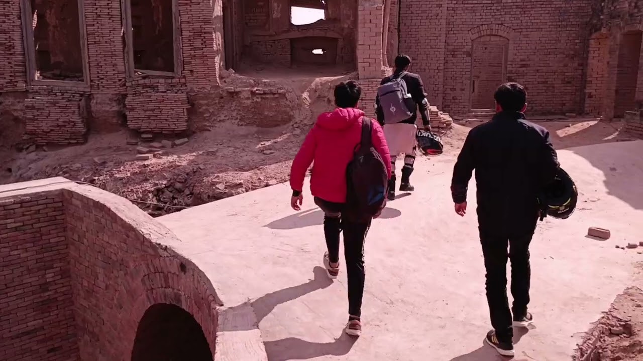 Aaj Hum Qila Derawar Ke Andar Pohanch Gaye! 😍 #bike #vlog #motovlog #qiladerawar 