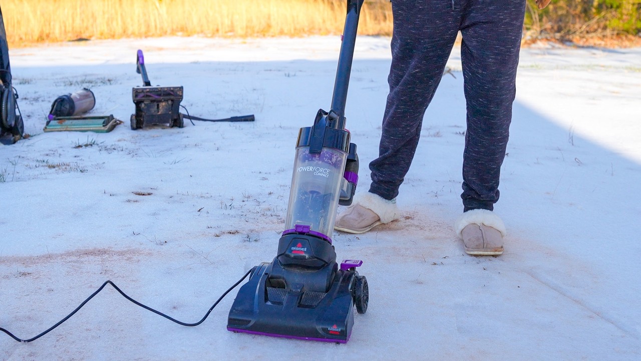 Bissell Powerforce Compact Vacuum Destruction