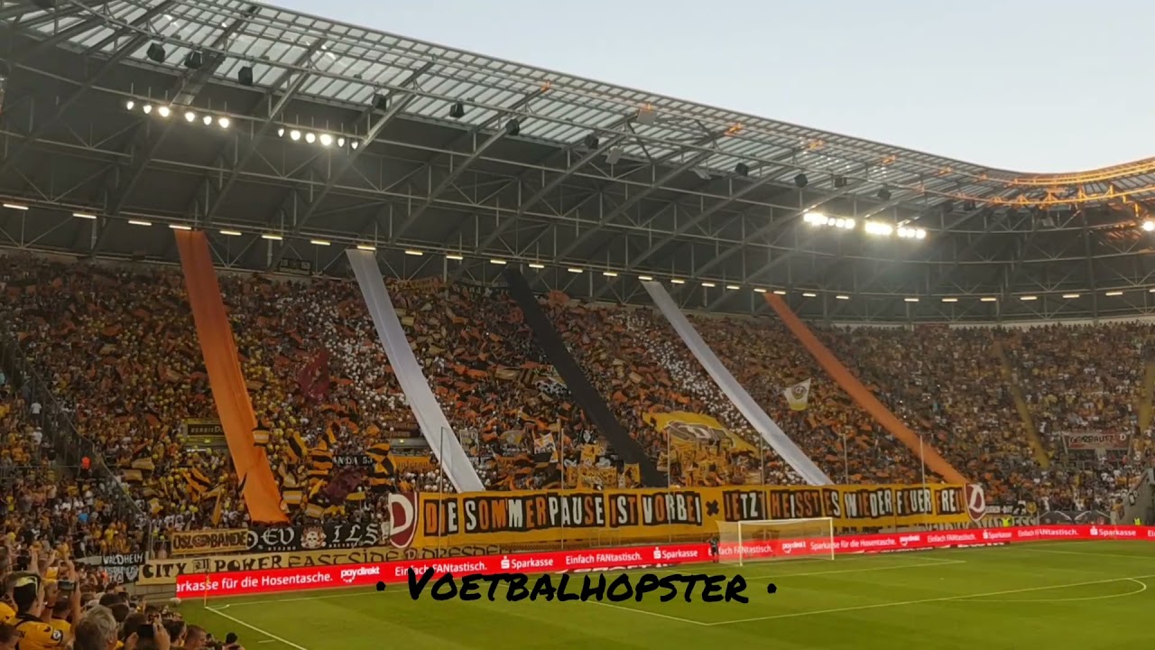 Choreo & pyro Dynamo Dresden • Dynamo Dresden - MSV Duisburg (1-0) 06-08-2018