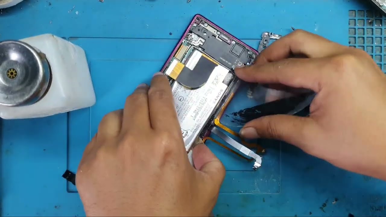 Cara Bongakar Dan Ganti Baterai Sony Xperia 5 (Baterai Original)