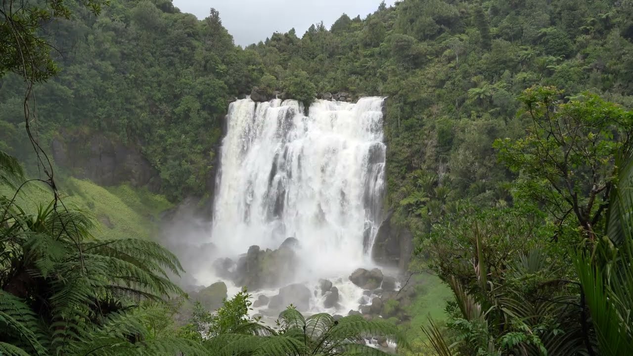 4K Beautiful waterfall New Zealand - Marakopa Waterfall January 2026