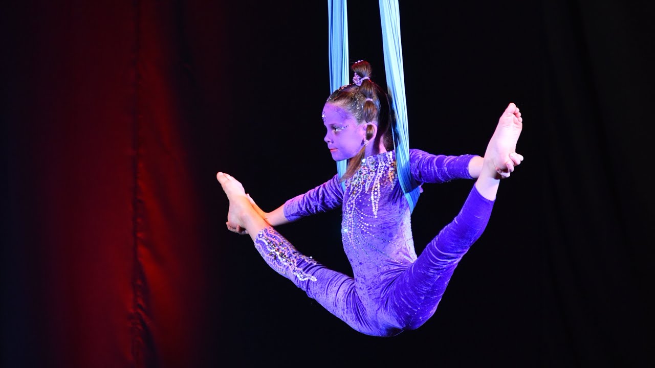 Воздушная гимнастика, гамак, Алисе 6 лет, ДЖИНН 🧞 || Aerial hammock 