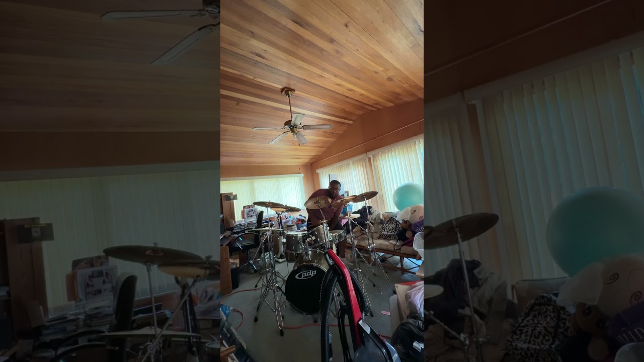 1546: Short drum solo on the PDP Z5 