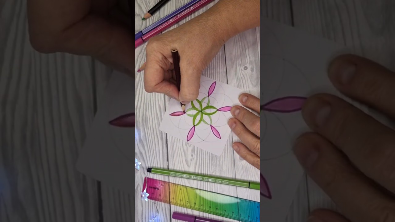 Lucky Snowflake | Relaxing Sacred Geometry Drawing 