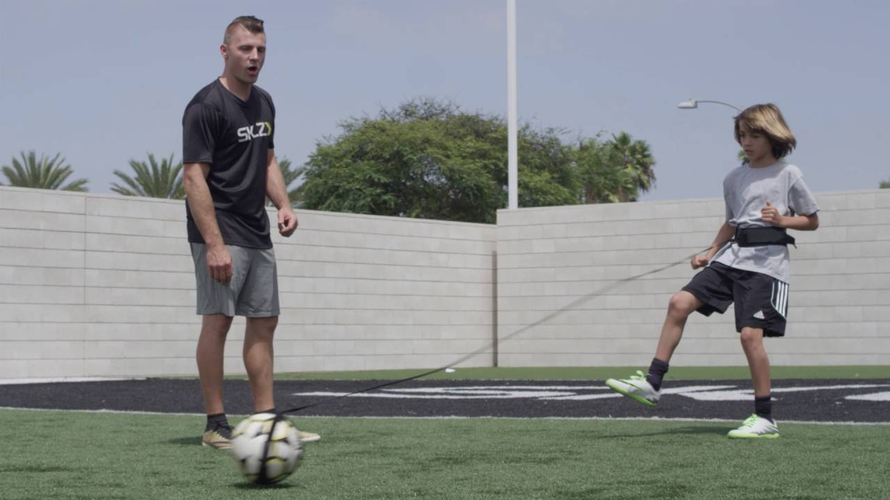 SKLZ Star-Kick: Passing Technique Soccer Drill