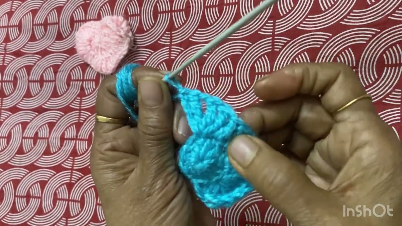 Cute crochet 🧶 mobile 📱 charger 🔌 holder 