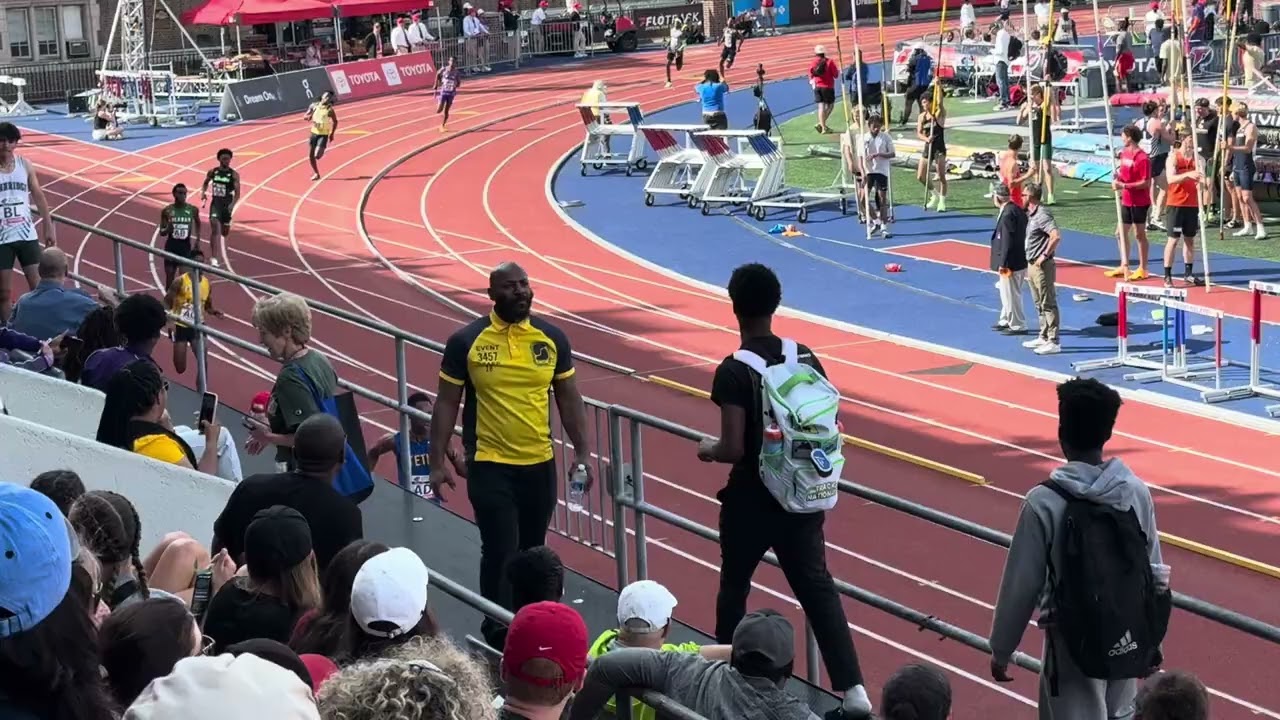 Божественное выступление Куинси Уилсона в беге 4x400 м на соревнованиях Penn Relays 2025 года
