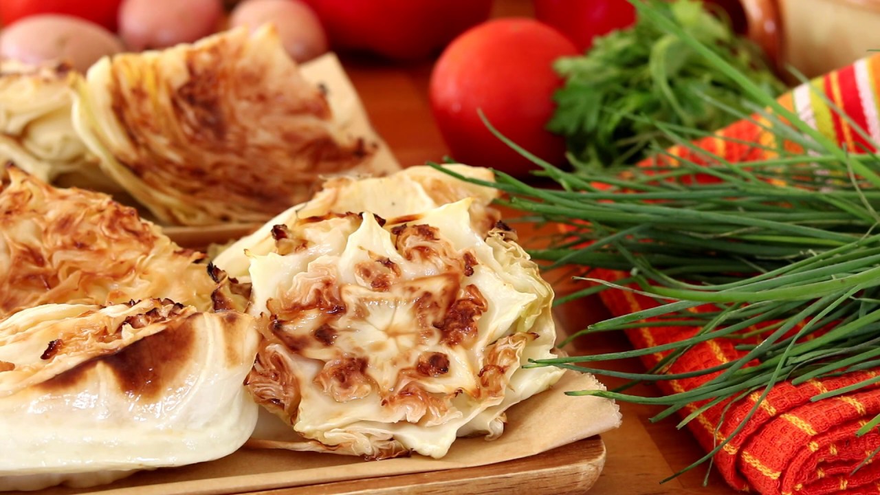 כרוב אפוי פריך ודיאטטי - דקה עבודה וזה נכנס לתנור, ממכר בטירוף!