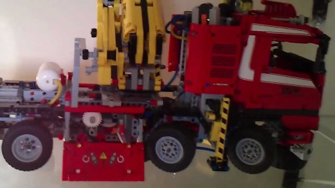 Lego Technic 8258 - Crane Truck - Pneumatic Direction - Motorized Power Functions - Part 1