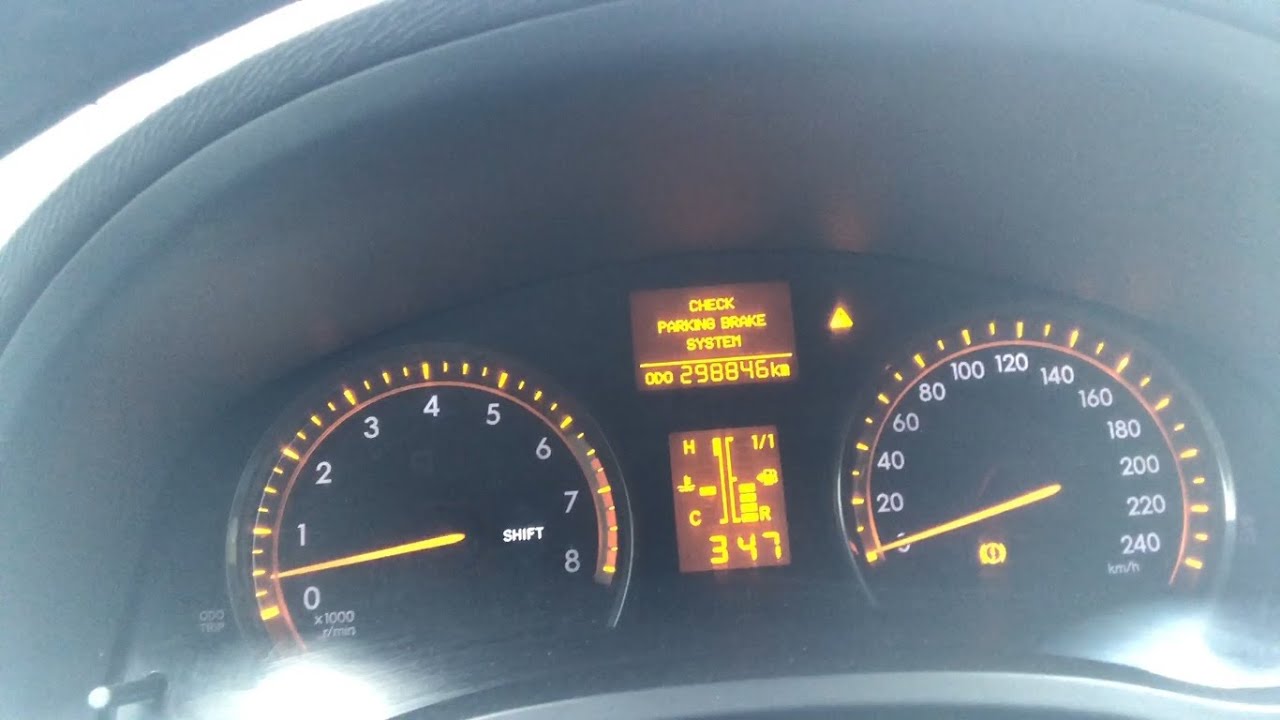 Toyota Avensis и её электроручник
