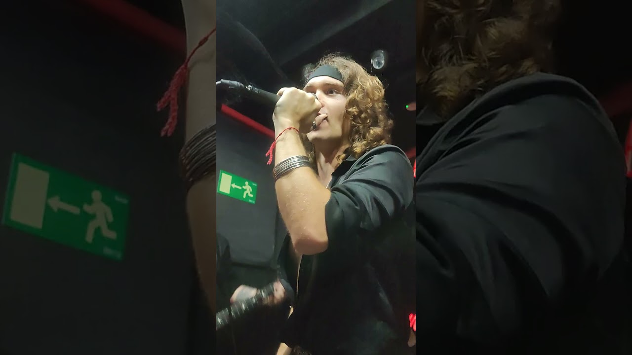 deshacer el mundo. héroes el culto