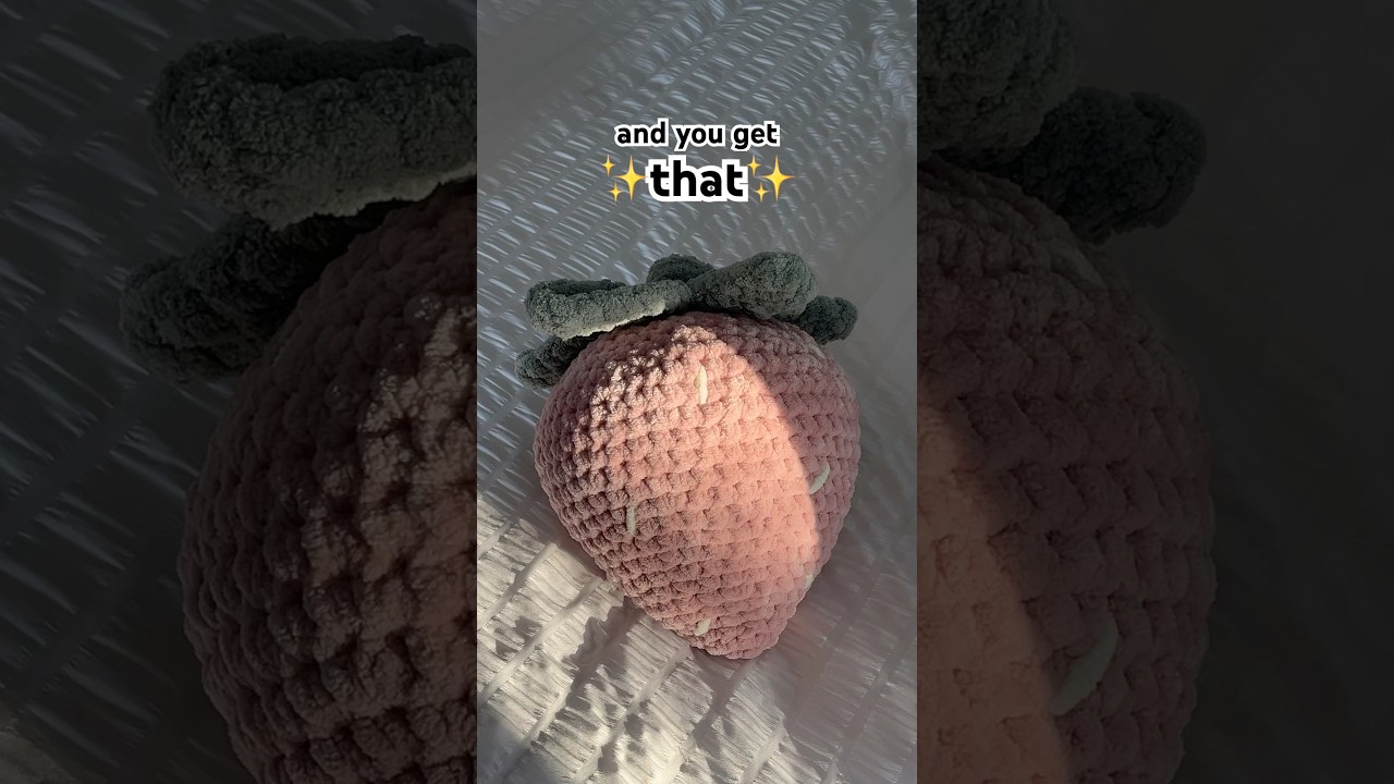 jumbo strawberry!!🍓 #crochet #amigurumi #strawberry #shorts #fyp #foryou #trending #viral #cute
