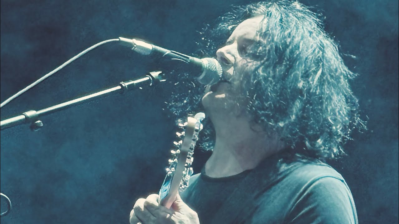 Rockin' In The Free World (Neil Young cover) by Jack White (Live in Toronto)