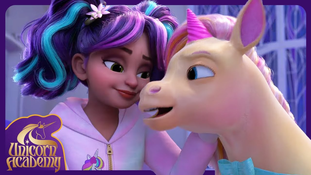 Unicorn Academy 🦄 Original Clip | Twinsies! Cute...right?! | Kids Movies