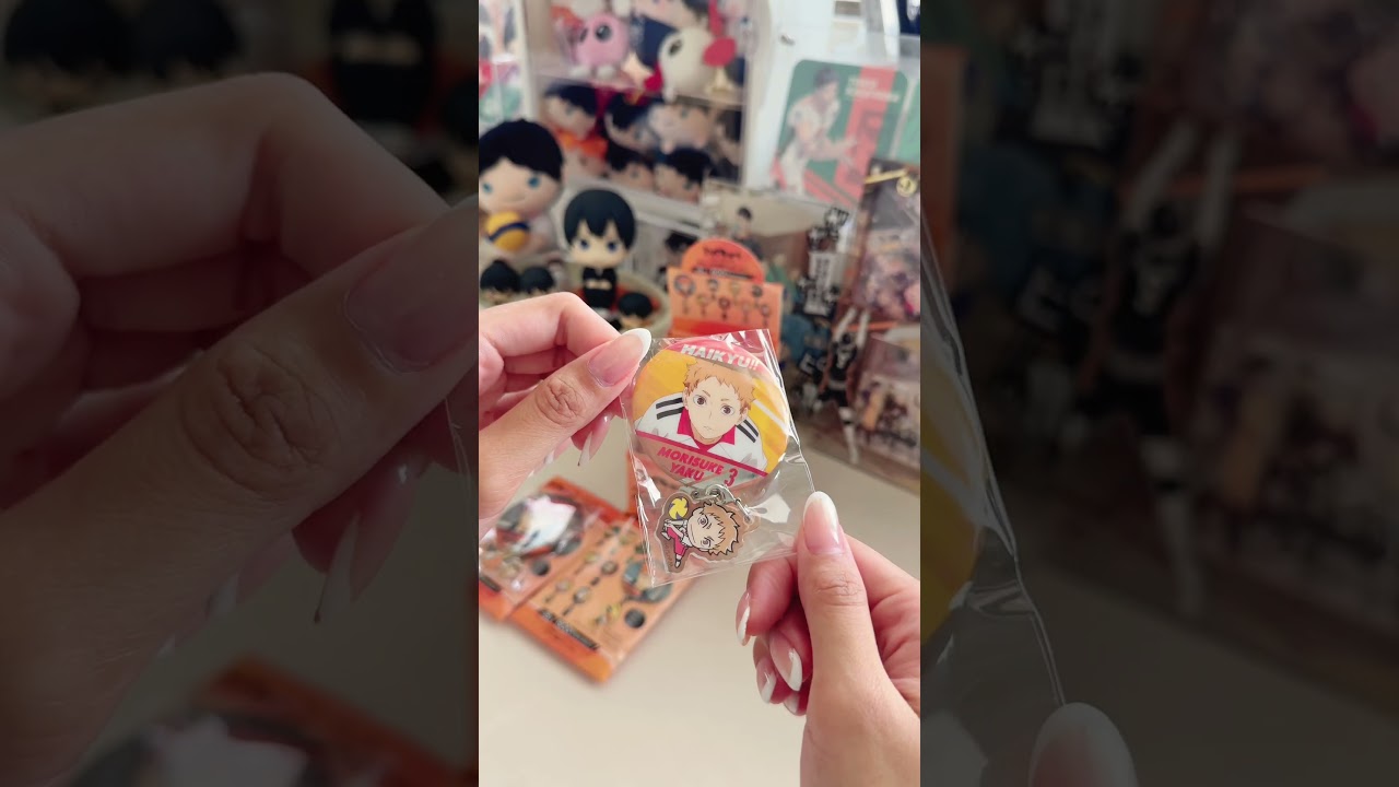 周邊開箱｜徽章吊飾vol.1 BOX💝徽章+吊飾的組合真的太讚了😍