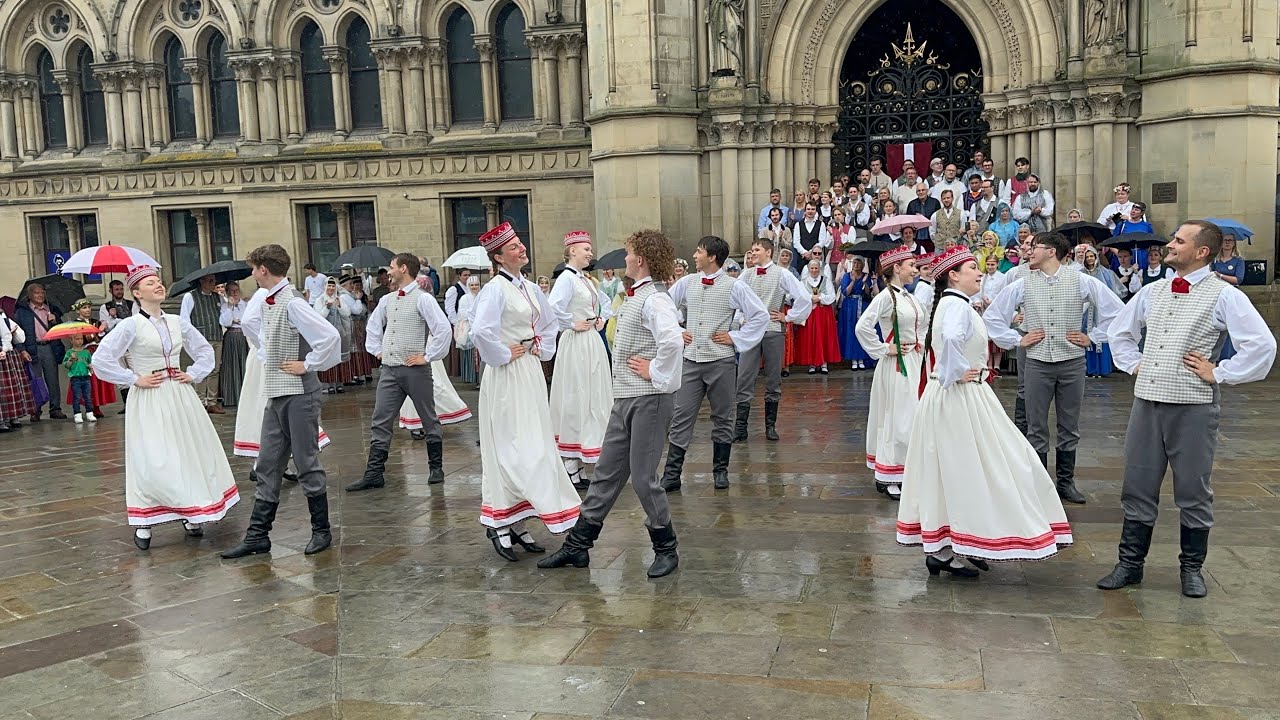 Traditional Latvian Folk Dancing – Celebrating Latvian Culture in Bradford