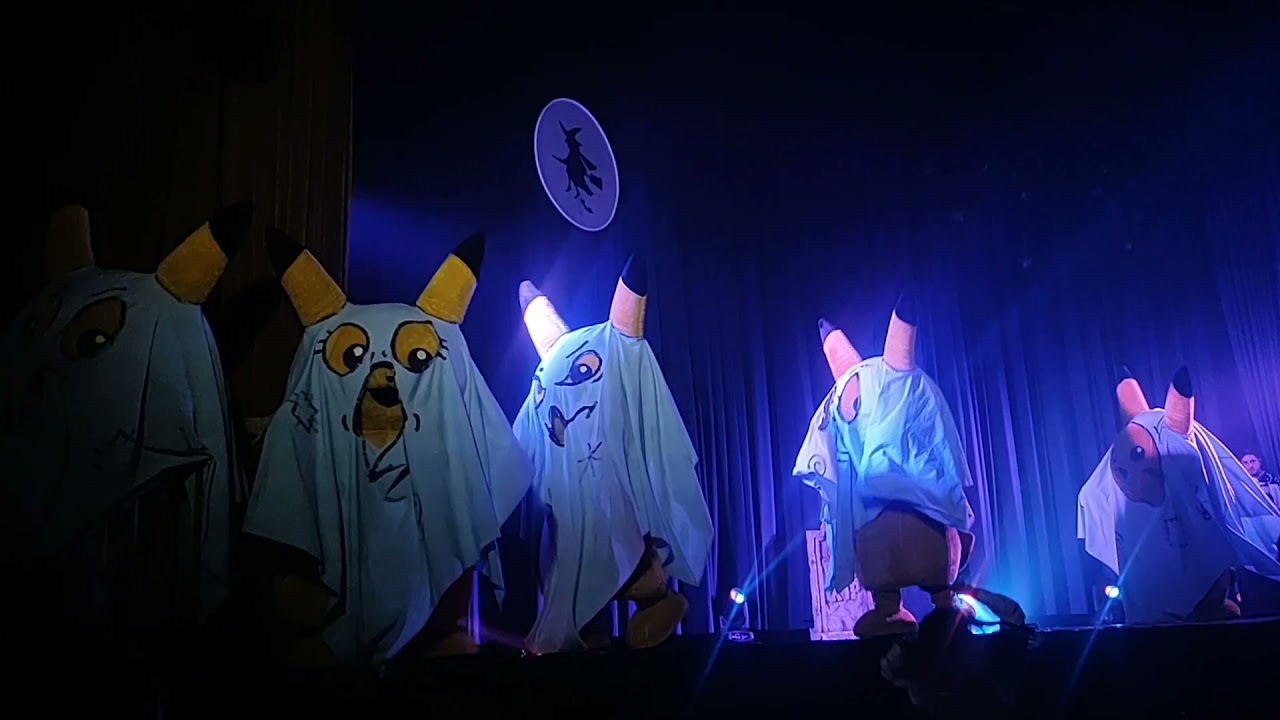 CARLITOS MELIAN Y LA FIESTA HALLOWEEN