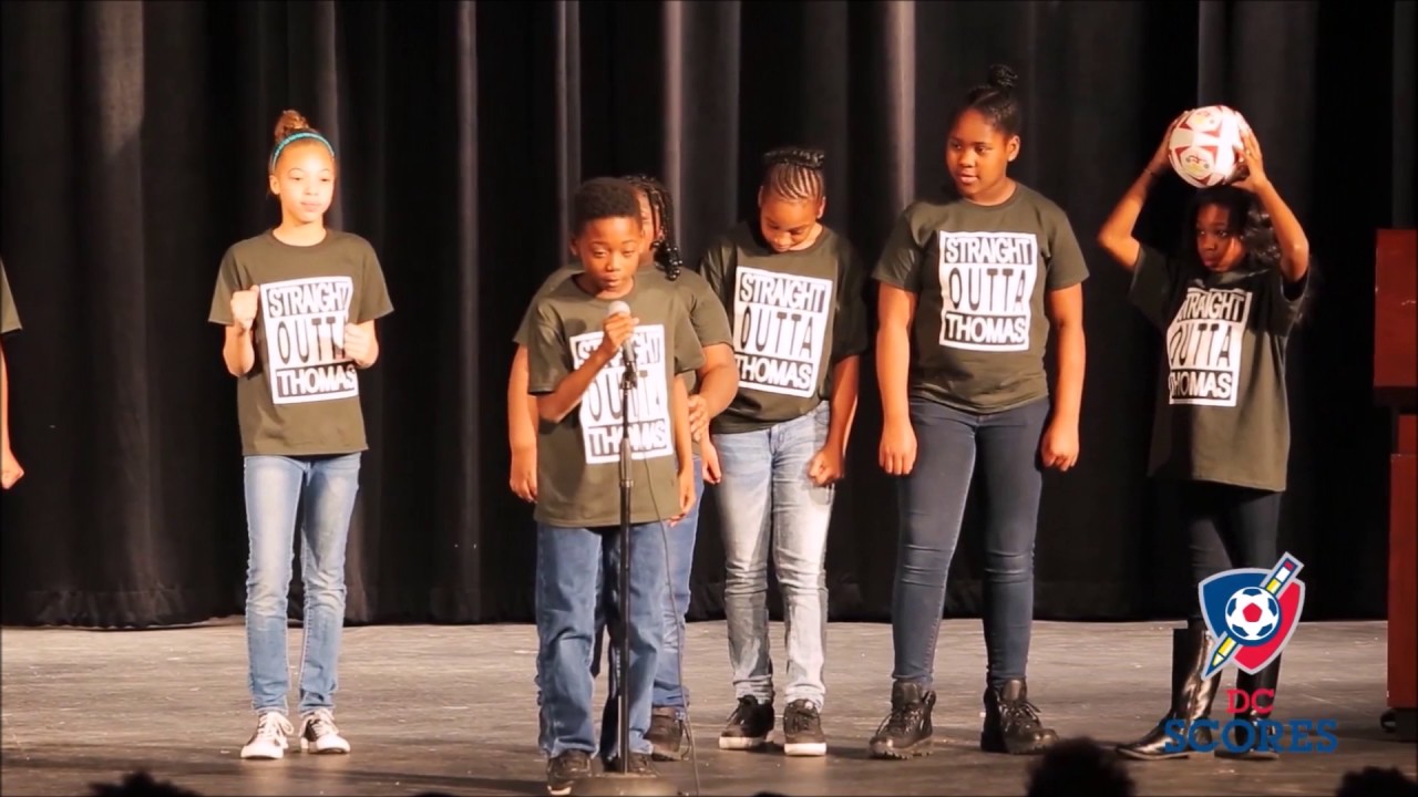 Thomas Elementary School performs at 2016 Poetry Slam!
