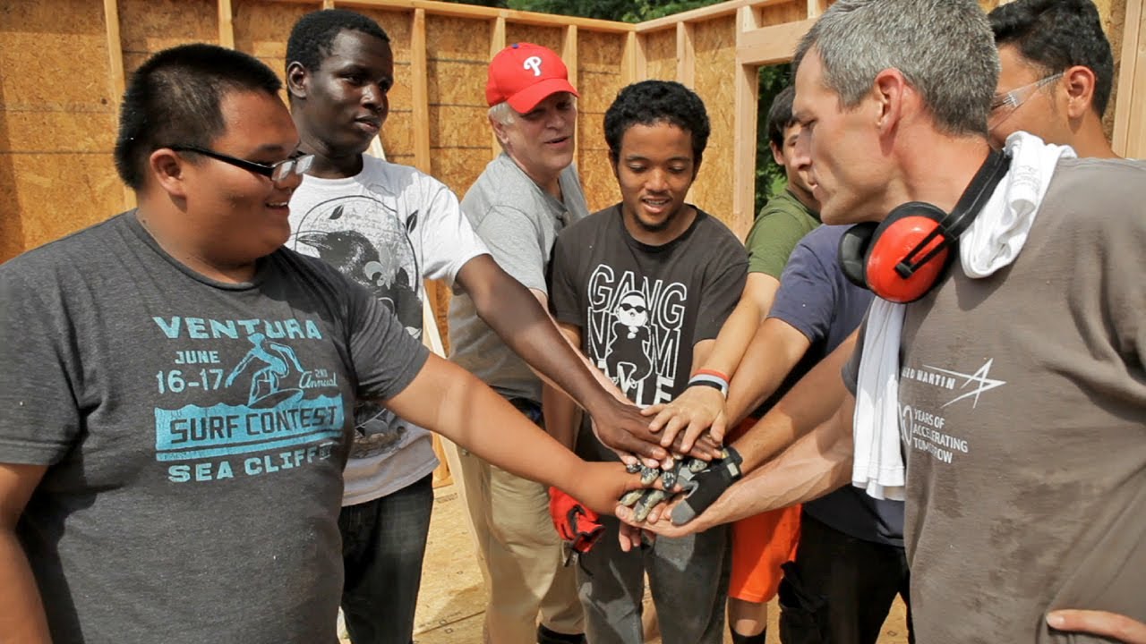 Constructing Sustainable Houses Develops Collaborative Skills: Is School Enough?