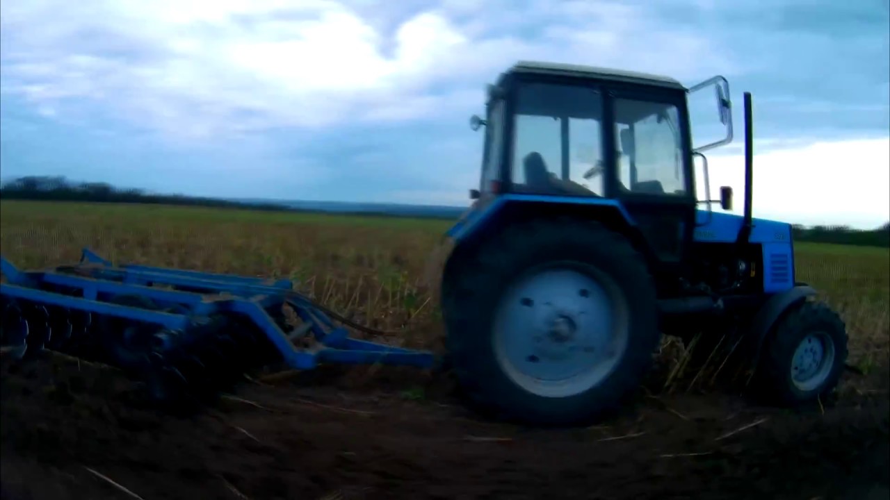 Трактор МТЗ 892 Дисковая борона БДФП-2,8 (прицепная)
