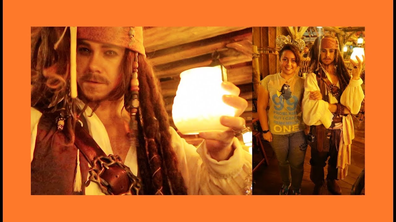 Captain Jack Sparrow Vlogging (Disneyland Paris)