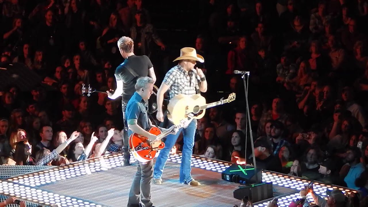 Jason Aldean - Live Medley - Asphalt Cowboy - Why - The Truth