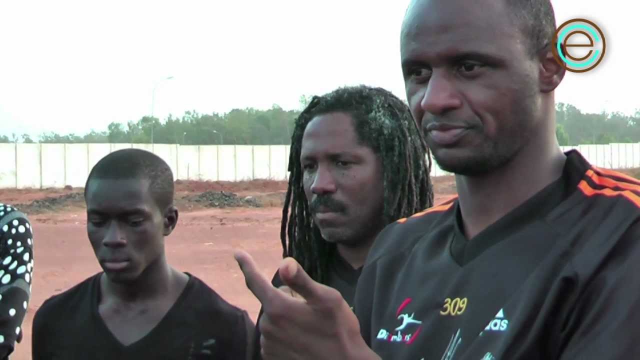 Diambars : la solidarité football de la tête aux pieds (avec Bernard Lama et Patrick Vieira)