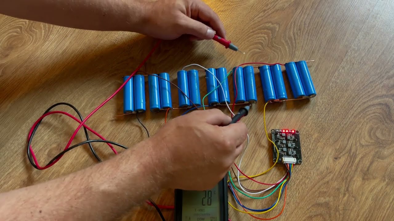 120 dni  off grid, tani balanser aktywny  -  test. Budynek na magazyn energii.